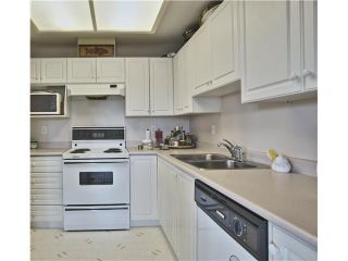 Photo 10: 202 523 WHITING Way in Coquitlam: Coquitlam West Condo for sale in "BROOKSIDE MANOR" : MLS®# V1059447