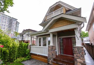 Photo 2: 1336 E 23RD Avenue in Vancouver: Knight 1/2 Duplex for sale (Vancouver East)  : MLS®# R2459298