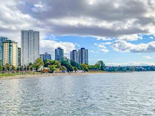 Photo 8: 203 1995 BEACH Avenue in Vancouver: West End VW Condo for sale in "HUNTINGTON WEST" (Vancouver West)  : MLS®# R2763597