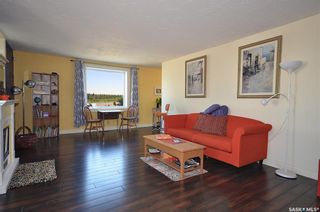 Photo 2: 905 River Street East in Prince Albert: East Flat Residential for sale : MLS®# SK908191
