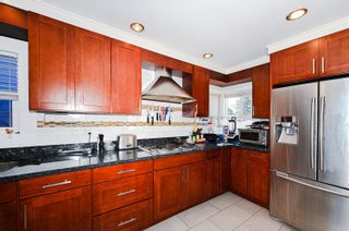 Photo 12: 2241 E 43RD Avenue in Vancouver: Killarney VE House for sale (Vancouver East)  : MLS®# R2715291