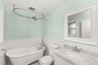 Photo 10: 2914 Shakespeare St in Victoria: Vi Oaklands House for sale : MLS®# 911308