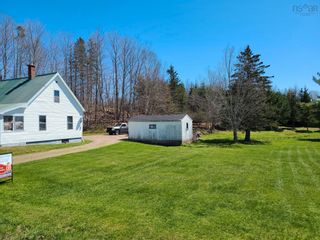Photo 3: 5718 Highway 2 in Bass River: 104-Truro / Bible Hill Residential for sale (Northern Region)  : MLS®# 202209837