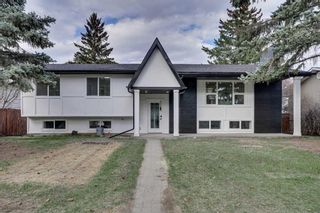 Photo 1: 36 Snowdon Crescent SW in Calgary: Southwood Detached for sale : MLS®# A2129176