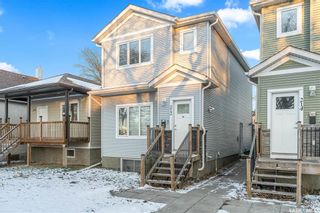 Photo 3: 212 G Avenue South in Saskatoon: Riversdale Residential for sale : MLS®# SK949973