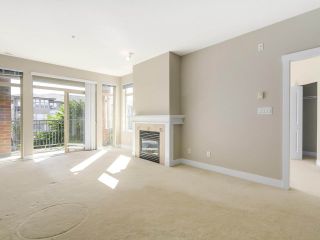 Photo 4: 311 2280 WESBROOK Mall in Vancouver: University VW Condo for sale in "KEATS HALL" (Vancouver West)  : MLS®# R2193319