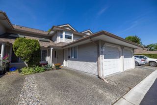 Photo 1: 56 9045 WALNUT GROVE Drive in Langley: Walnut Grove Townhouse for sale in "Bridlewoods" : MLS®# R2779681