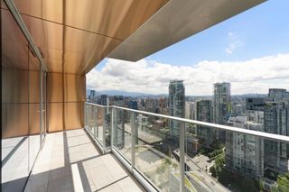 Photo 18: 4001 1480 HOWE Street in Vancouver: Yaletown Condo for sale in "VANCOUVER HOUSE" (Vancouver West)  : MLS®# R2744936