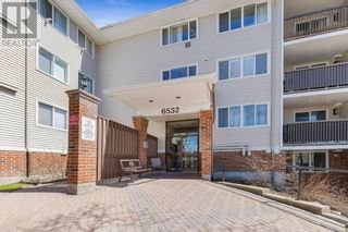 Photo 1: 6532 BILBERRY DRIVE UNIT#208 in Orleans: Condo for sale : MLS®# 1388723