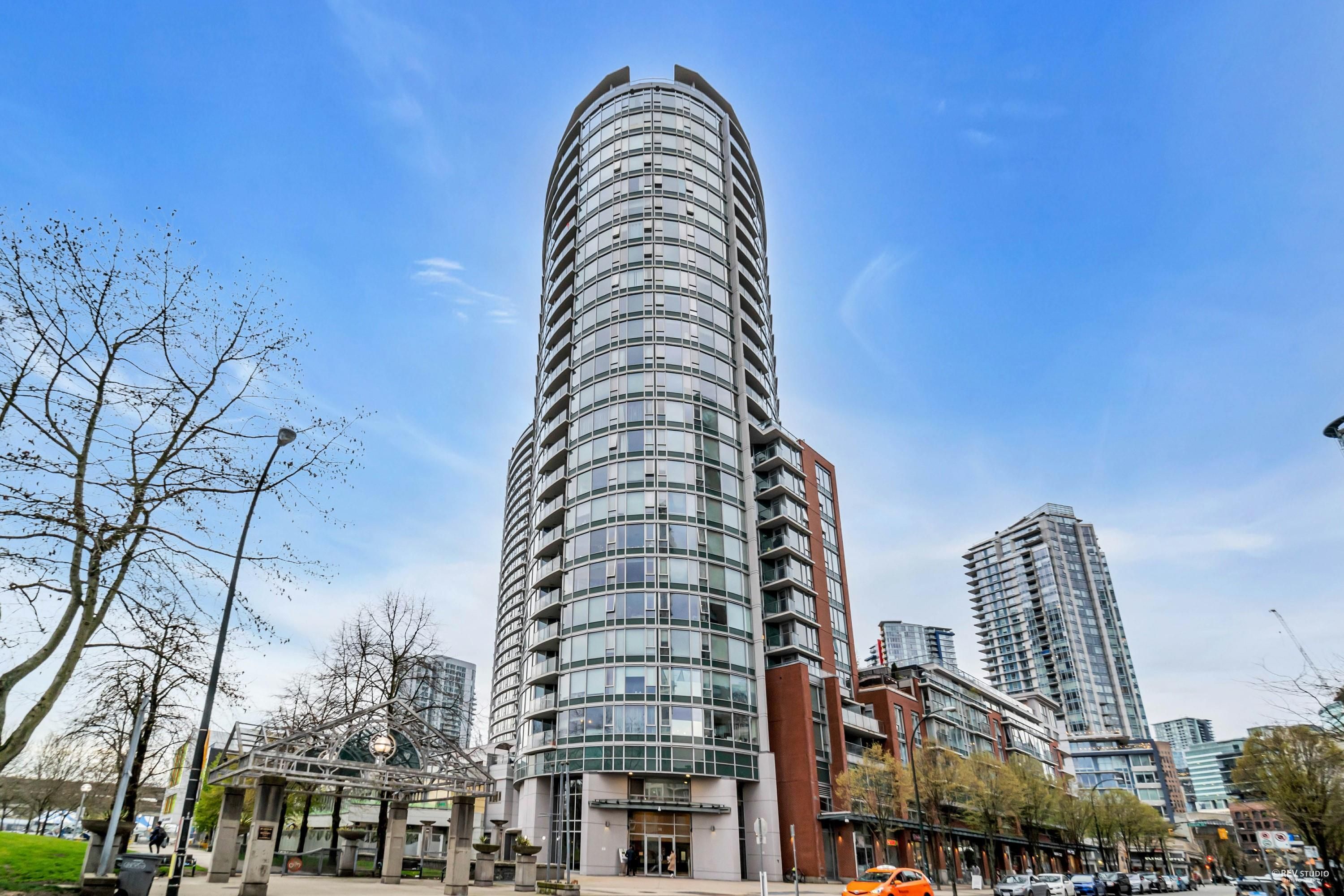 Main Photo: 310 58 KEEFER PLACE in : Downtown VW Condo for sale : MLS®# R2675293