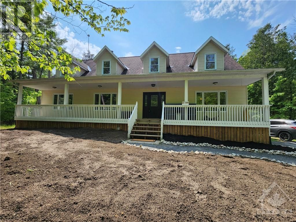 Main Photo: 255 MORRIS ISLAND DRIVE in Arnprior: House for sale : MLS®# 1342026
