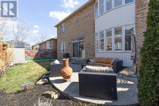 Photo 30: 2256 LAPSLEY CRES in Oakville: House for sale : MLS®# W8271348