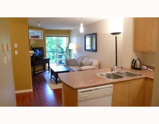 Photo 5: 313 3278 HEATHER Street in Vancouver: Cambie Condo for sale in "THE HEATHERSTONE" (Vancouver West)  : MLS®# V714696