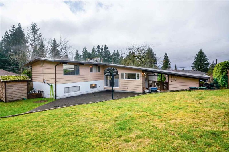 FEATURED LISTING: 4033 Delbrook Ave North Vancouver
