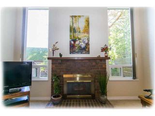 Photo 2: 82 6880 LUCAS Road in Richmond: Woodwards Townhouse for sale in "Timberwood Village" : MLS®# V1142870