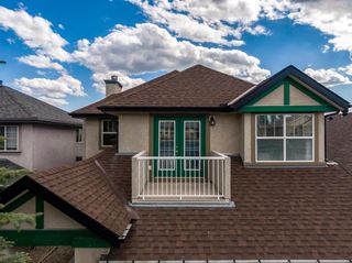Photo 2: 118 Everwillow Close SW in Calgary: Evergreen Detached for sale : MLS®# A2053821