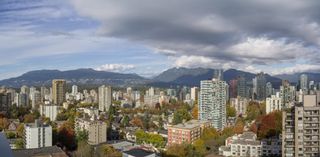 Photo 3: 1701 1365 DAVIE Street in Vancouver: West End VW Condo for sale in "Mirabel" (Vancouver West)  : MLS®# R2871018
