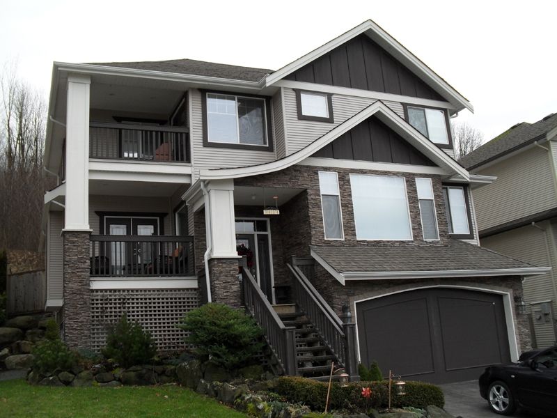 Main Photo: 3434 APPLEWOOD DR in ABBOTSFORD: Abbotsford East House for rent in "THE HIGHLANDS" (Abbotsford) 