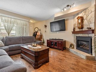 Photo 3: 15 22900 126 Avenue in Maple Ridge: East Central Townhouse for sale : MLS®# R2703514