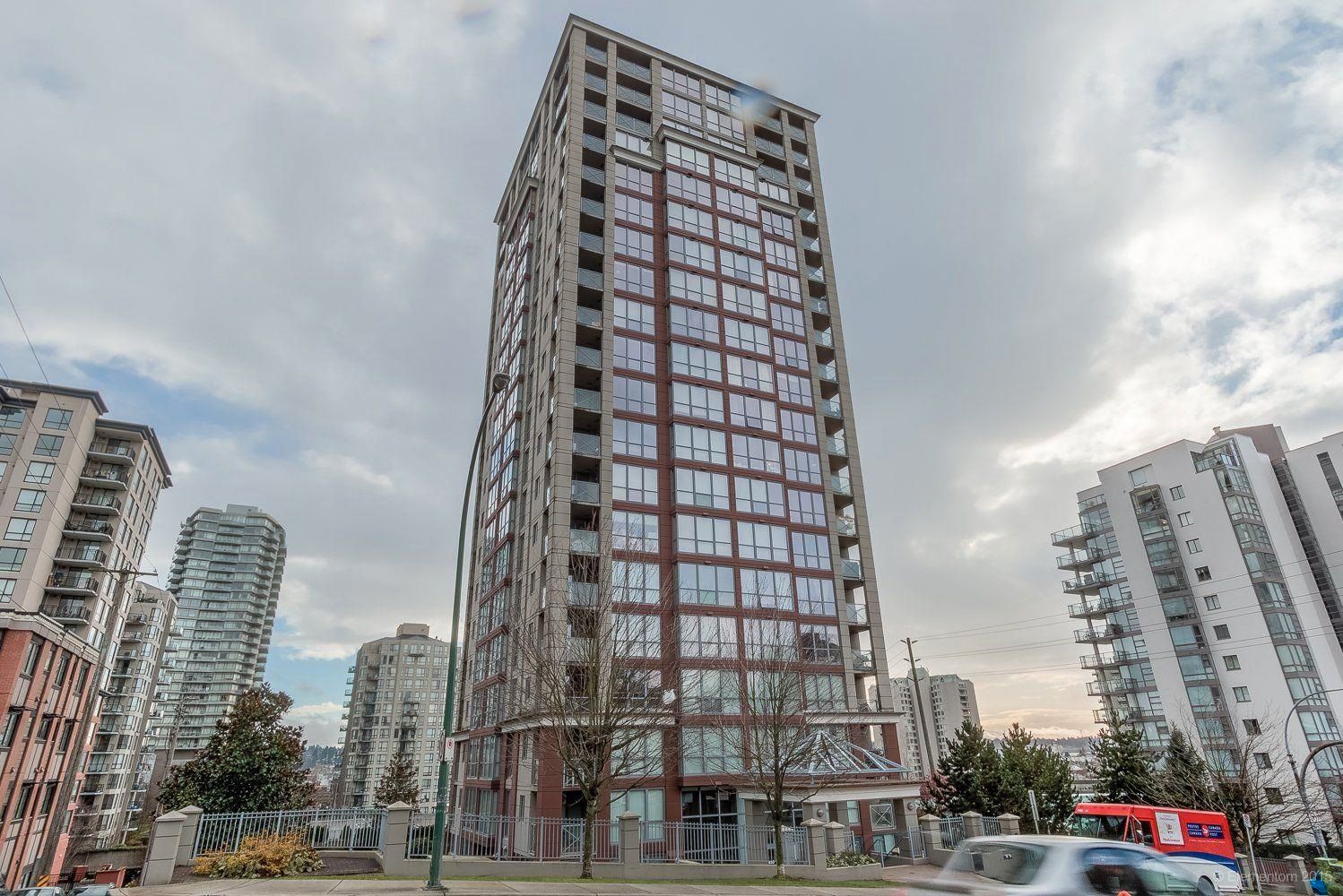 Main Photo: 1704 850 ROYAL Avenue in New Westminster: Downtown NW Condo for sale in "ROYALTON" : MLS®# R2826703