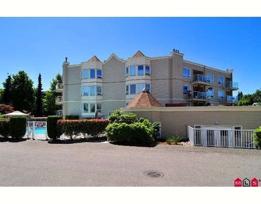 Main Photo: 206 9295 122ND Street in Surrey: Queen Mary Park Surrey Condo for sale : MLS®# F2822234