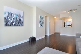 Photo 4: 1106 55 TENTH Street in New Westminster: Downtown NW Condo for sale in "WESTMINSTER TOWERS" : MLS®# R2291667