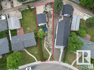 Photo 3: 10404 70 Street in Edmonton: Zone 19 Vacant Lot/Land for sale : MLS®# E4371372