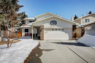 Photo 1: 44 Woodmont Rise SW in Calgary: Woodbine Detached for sale : MLS®# A2033461