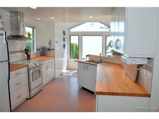 Photo 9: 5291 Parker Ave in VICTORIA: SE Cordova Bay House for sale (Saanich East)  : MLS®# 629323
