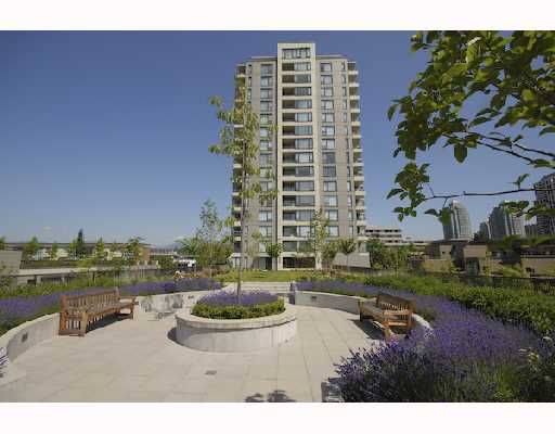 Main Photo: 607 4182 DAWSON Street in Burnaby: Brentwood Park Condo for sale in "TANDEM 3." (Burnaby North)  : MLS®# V721592