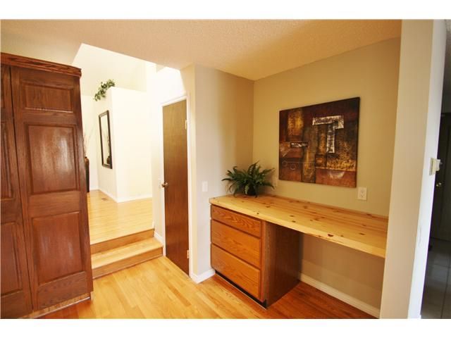 Photo 9: Photos: 68 BERMONDSEY Way NW in Calgary: Beddington Residential Detached Single Family for sale : MLS®# C3630847