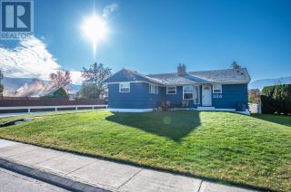 Photo 1: 324 WINDSOR Avenue in Penticton: House for sale : MLS®# 10304934