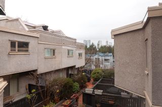 Photo 12: 43 870 W 7TH Avenue in Vancouver: Fairview VW Townhouse for sale in "Laurel Court" (Vancouver West)  : MLS®# R2865357
