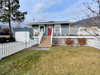 Photo 1: 5508 LOMBARDY Lane in Osoyoos: House for sale : MLS®# 10305124