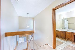 Photo 19: 7050 Edgemont Drive NW in Calgary: Edgemont Row/Townhouse for sale : MLS®# A1108400