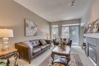 Photo 3: 5 55 HAWTHORN Drive in Port Moody: Heritage Woods PM Townhouse for sale in "COLBALT SKY" : MLS®# R2213991