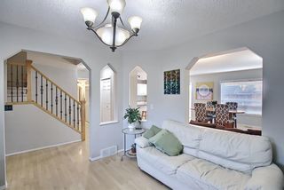 Photo 5: 103 Chapalina Crescent SE in Calgary: Chaparral Detached for sale : MLS®# A1090679