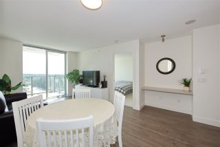Photo 11: 2502 3007 GLEN Drive in Coquitlam: North Coquitlam Condo for sale in "Evergreen" : MLS®# R2389564