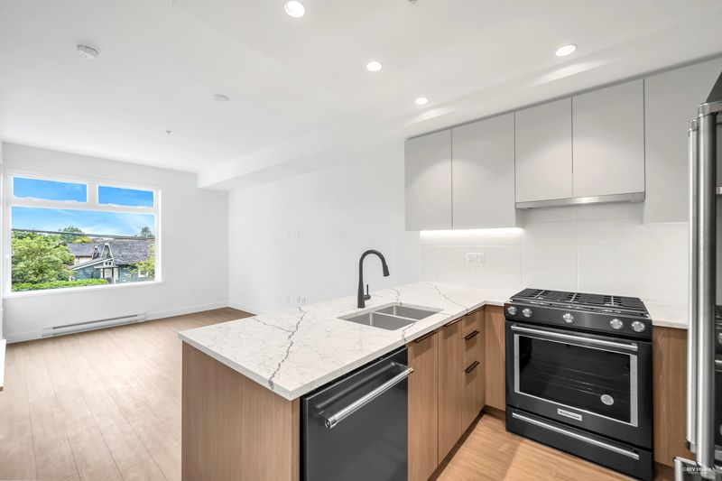 FEATURED LISTING: 205 - 2408 GRANT Street Vancouver