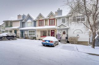 Photo 1: 87 Patina Point SW in Calgary: Patterson Row/Townhouse for sale : MLS®# A2014566