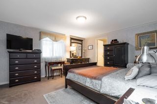 Photo 25: 104 2062 KING GEORGE Boulevard in Surrey: King George Corridor Manufactured Home for sale in "PARK LANE" (South Surrey White Rock)  : MLS®# R2761736