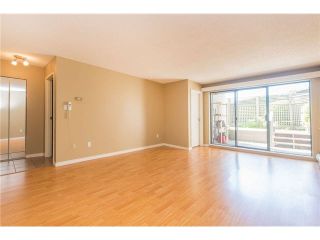 Photo 10: 106 1955 WOODWAY Place in Burnaby: Brentwood Park Condo for sale in "DOUGLAS VIEW" (Burnaby North)  : MLS®# V1117607