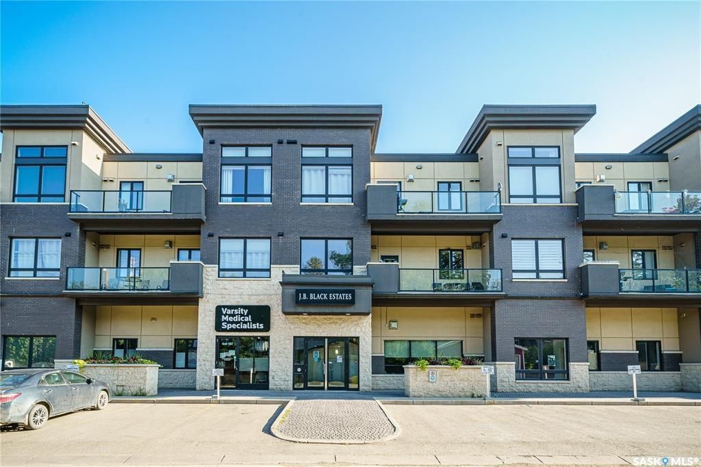 Main Photo: 204 1132 College Drive in Saskatoon: Varsity View Residential for sale : MLS®# SK916143