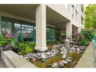 Photo 2: 203 15466 NORTH BLUFF Road: White Rock Condo for sale in "THE SUMMIT" (South Surrey White Rock)  : MLS®# R2371084