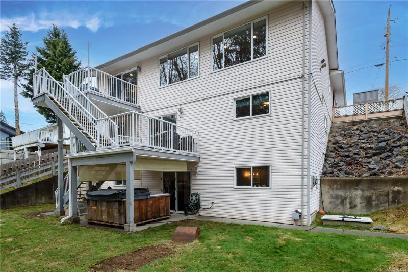 FEATURED LISTING: 1540 Stag Rd Campbell River