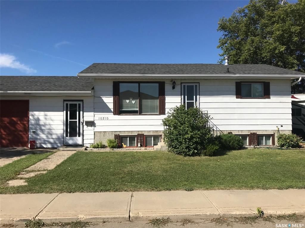 Main Photo: 10210 Ross Crescent in North Battleford: Fairview Heights Residential for sale : MLS®# SK891178