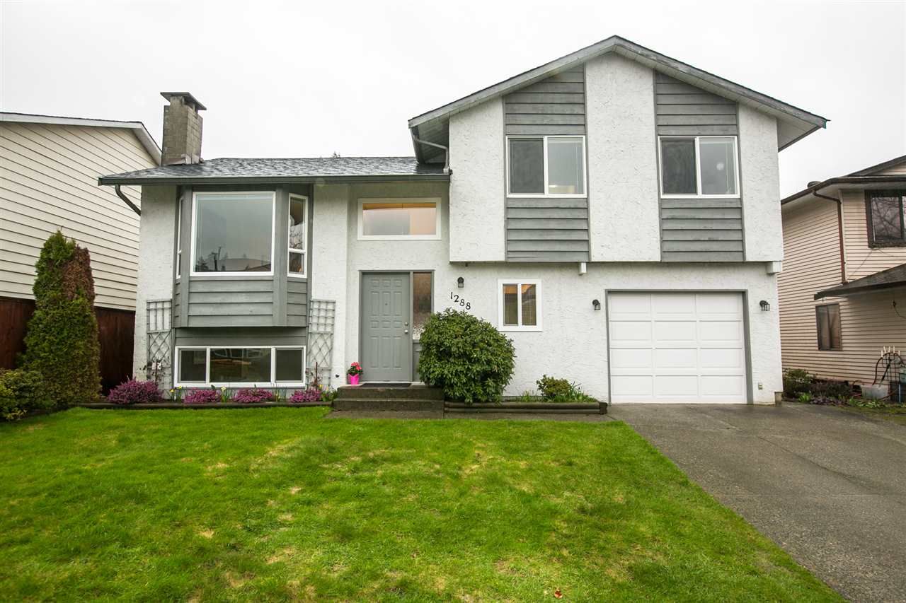 Main Photo: 1288 NOVAK Drive in Coquitlam: River Springs House for sale in "RIVER SPRINGS" : MLS®# R2150193