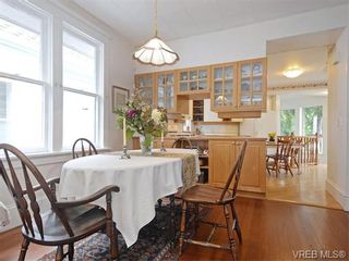 Photo 4: 643 Cornwall St in VICTORIA: Vi Fairfield West House for sale (Victoria)  : MLS®# 744737