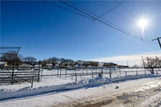 Photo 17: 558 Berwick Place in Winnipeg: Fort Rouge Residential for sale (1Aw)  : MLS®# 1805408