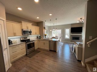 Photo 5: 16823 120 Street in Edmonton: Zone 27 House Half Duplex for sale : MLS®# E4386887